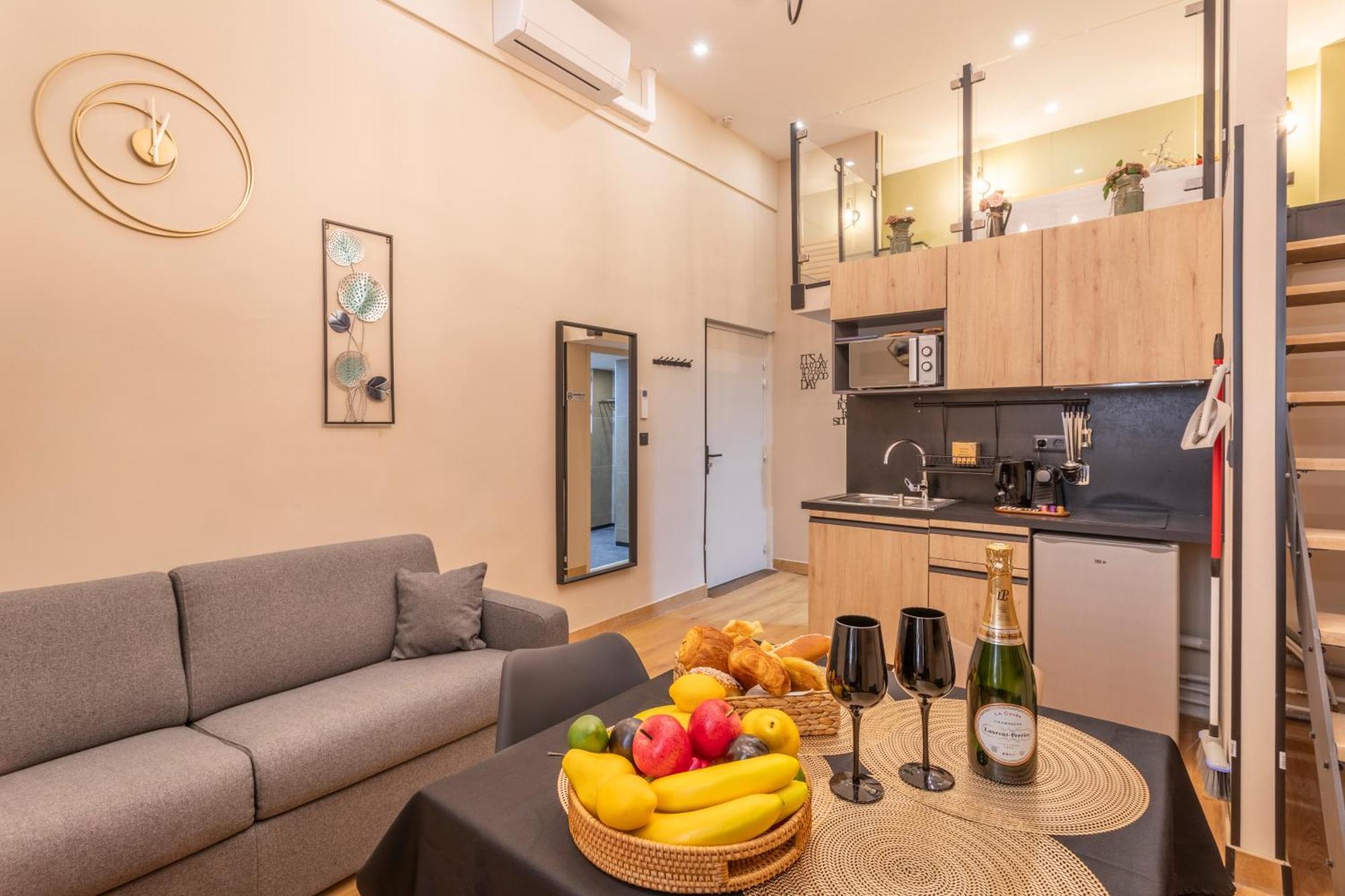 Adira Marseille Montgrand 2 Etoiles公寓 外观 照片